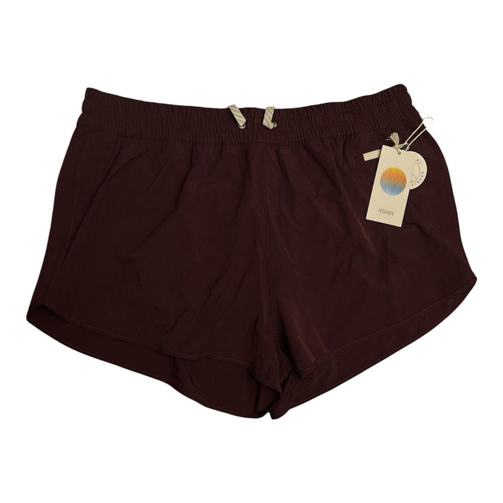 Vuori Women’s Clementine Shorts 2.0  Sz XL  2.5” Inseam Cerise  New